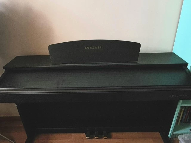 ηλεκτρικό πιάνο kurzweil M90