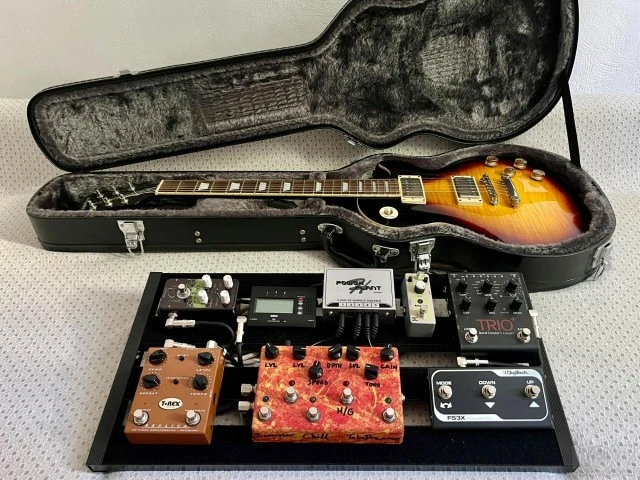 [ΑΝΤΑΛΛΑΓΗ ΜΟΝΟ] LES PAUL + ΠΛΗΡΕΣ PEDAL