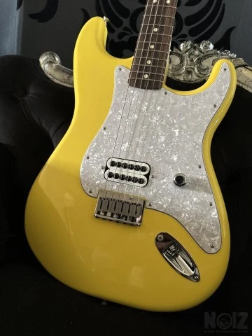 FENDER TOM DELONGE LIMITED STRATOCASTER