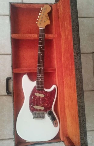 FENDER DUO SONIC II 1965