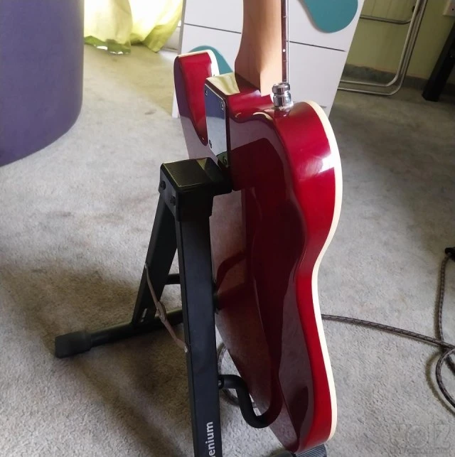 G&amp;L Asat Delux Tribute Series