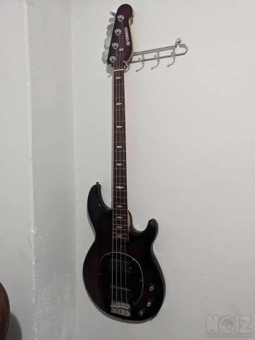 Μπάσο yamaha custom