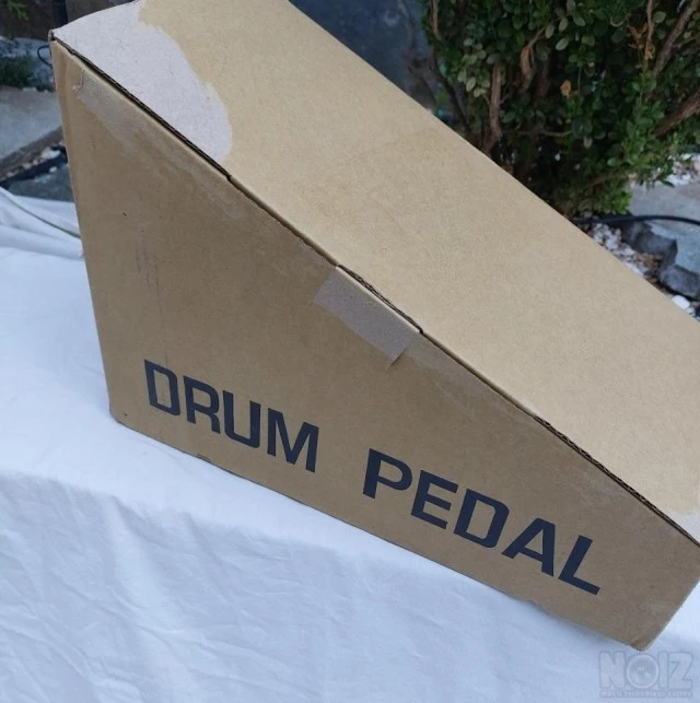 DOUBLE PEDAL BASS DRUMS