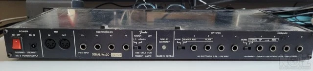 Fender MS-8 programmable midi switch con