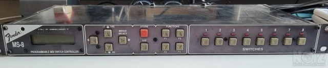 Fender MS-8 programmable midi switch con