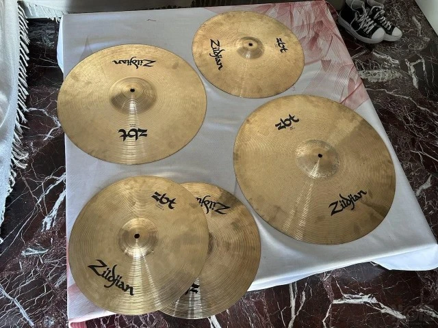 Πωλείται set πιατινιων Zildjian ZBT seri
