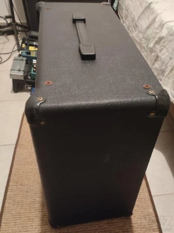 MARSHALL MG 100 DFX  (SOLID STATE 100 WA