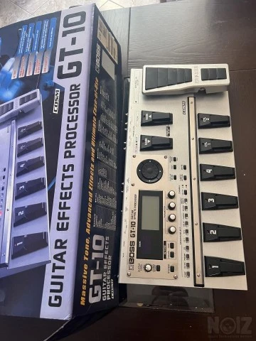BOSS GT-10