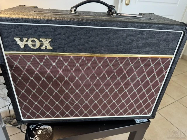 Vox AC15 C1 - Like New!