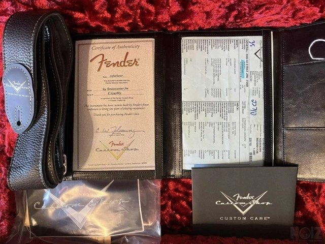 Fender Custom Shop '64 Stratocaster Jour