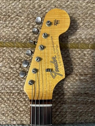 Fender Custom Shop '64 Stratocaster Jour