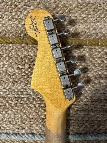 Fender Custom Shop '64 Stratocaster Jour