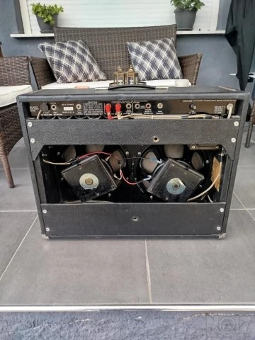 FENDER SUPER TWIN REVERB 180WATT