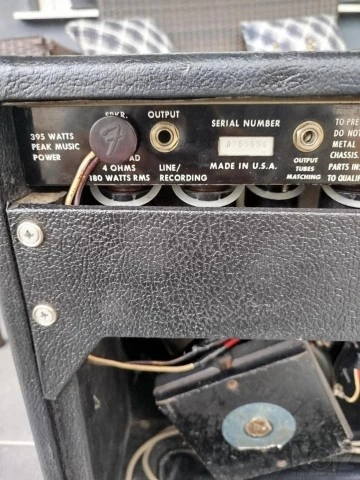 FENDER SUPER TWIN REVERB 180WATT