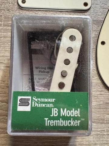 Fender Stratocaster USA 50th anniversary