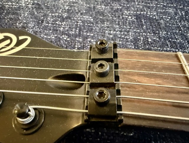 Custom Shred Machine (OQ Guitars) - Pink