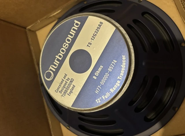 Turbosound TS-12G320A8