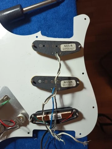 Encore E6 Strat Upgraded