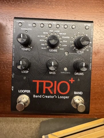 Digitech Trio+ Band Creator Bundle
