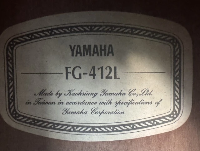 Yamaha FG412L