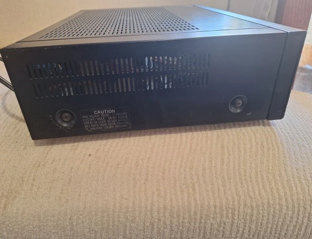 Sansui AU-D33
