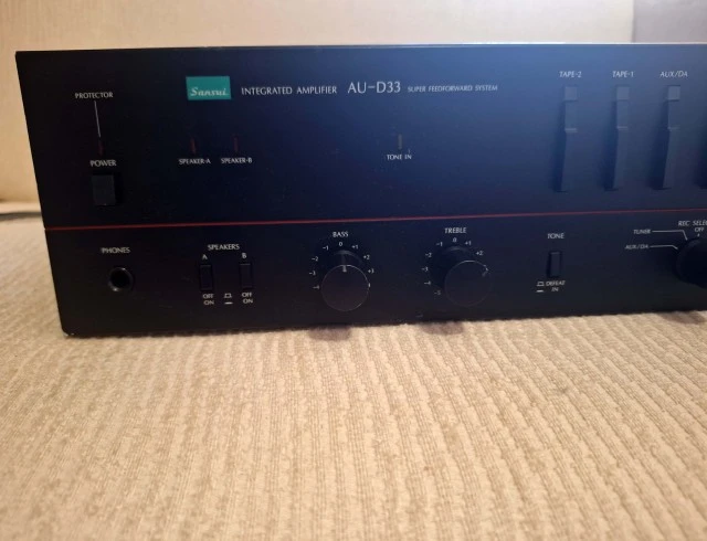 Sansui AU-D33
