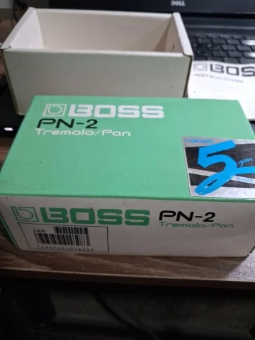 Boss PN-2 Tremolo/Pan