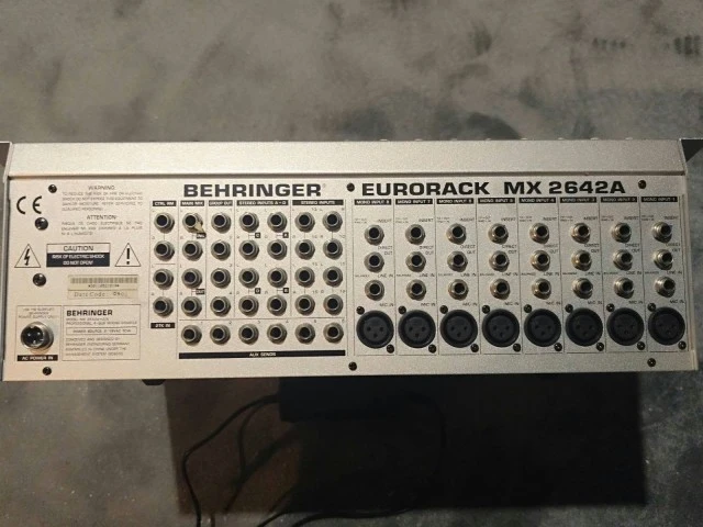 Behringer Eurorack Rack MX2642A