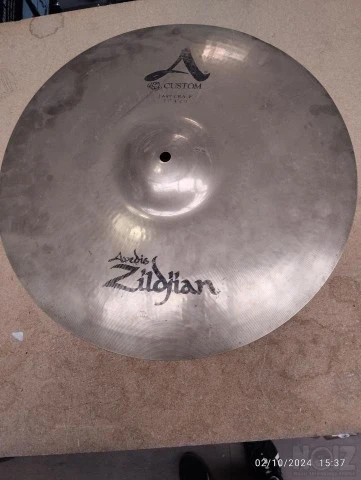 ZILDJIAN A FAST CRASH 18'' ΣΠΑΣΜΕΝΟ