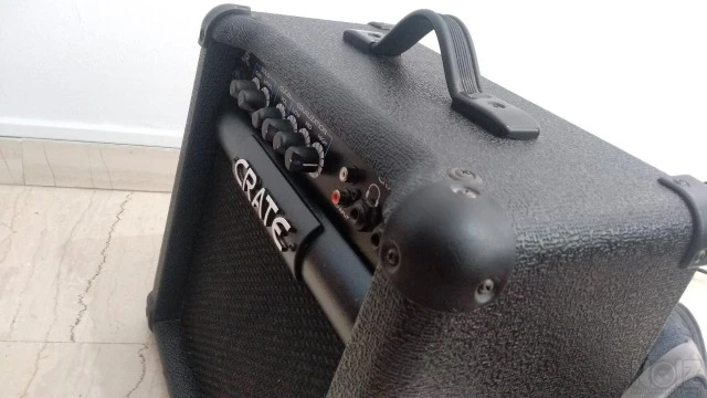 Πωλείται Ενισχυτής Crate GT-15