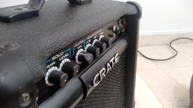 Πωλείται Ενισχυτής Crate GT-15