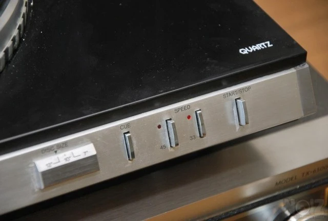 ΠΙΚΑΠ  SANYO  PLUS  Q - 40 + AUDIO TECHN