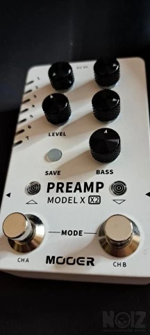 Mooer preamp x2