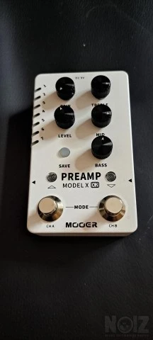 Mooer preamp x2