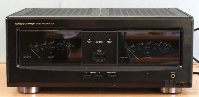 ΤΕΛΙΚΟΣ  ΕΝΙΣΧΥΤΗΣ  ONKYO  M - 5890