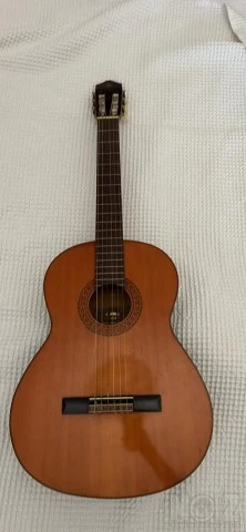 Πωλείται κλασική κιθάρα Yamaha G-60A