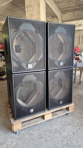 ΚΑΜΠΙΝΕΣ SUBWOOFER  RCF 8001