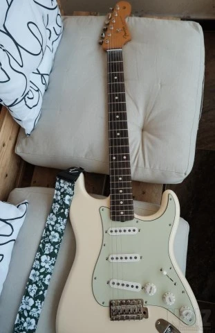 Fender Stratocaster Vintera II 60's