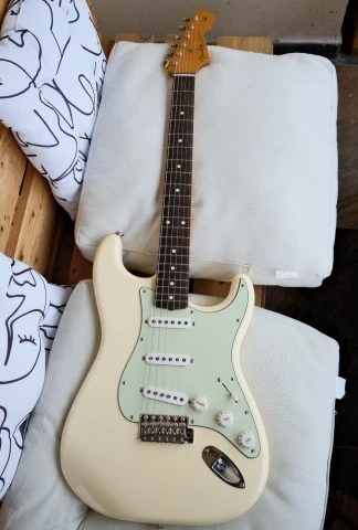 Fender Stratocaster Vintera II 60's