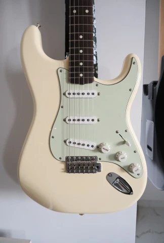 Fender Stratocaster Vintera II 60's