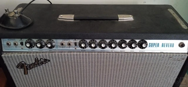 FENDER SUPER REVERB 1973