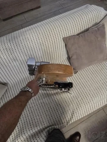 ΗΛΕΚΤΡΙΚΗ ΚΙΘΑΡΑ FENDER SQUIER