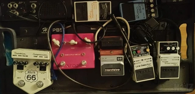 7 PEDALS+PEDALBOARD ΔΩΡΟ