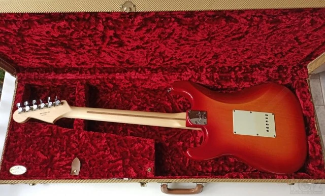 Fender American Deluxe Ash Stratocaster