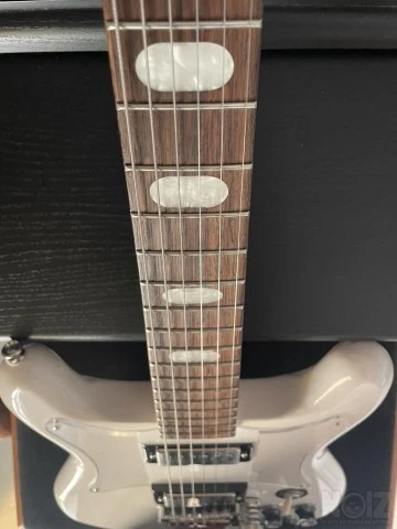 Epiphone Crestwood Custom Polaris White