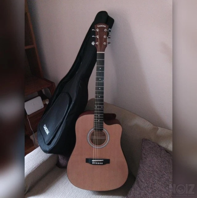 ΑΚΟΥΣΤΙΚΗ ΚΙΘΑΡΑ