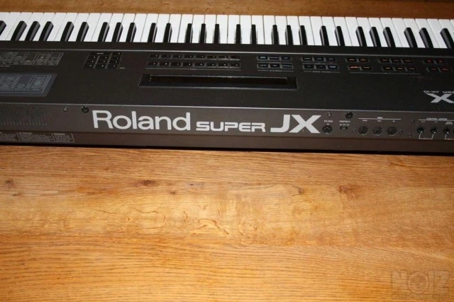 SUPER  JX10.