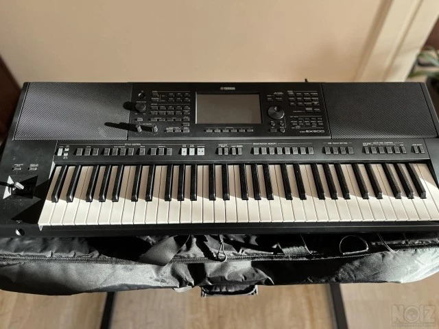 Yamaha PSR-SX900