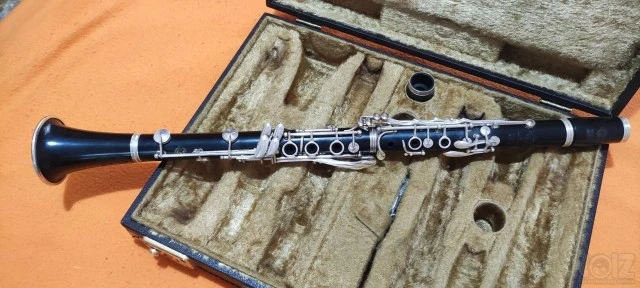 Πωλείται κλαρινέτο Selmer Series 10S A k