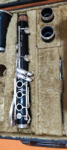 Πωλείται κλαρινέτο Selmer Series 10S A k